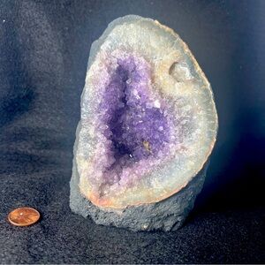 Amethyst geode
